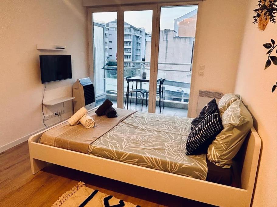 & Serenity - Proche Gare Apartment Nizza