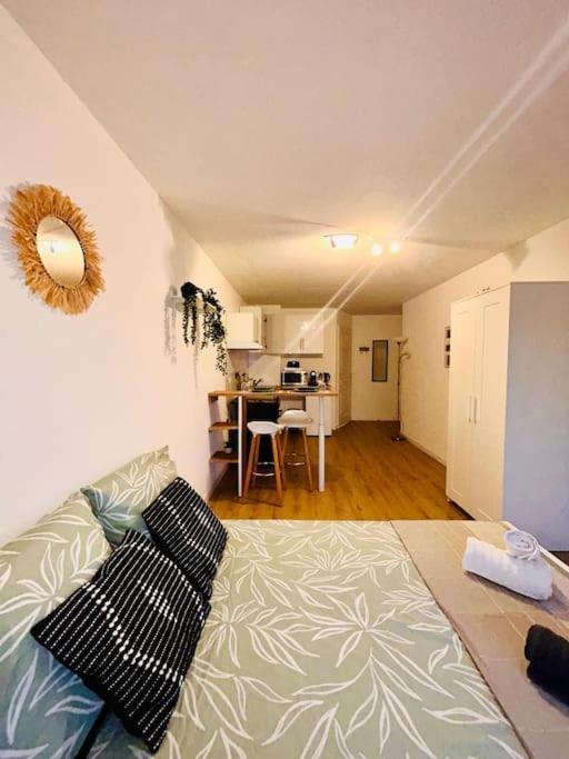 & Serenity - Proche Gare Apartment
